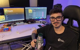 &Aacute;lvaro G&oacute;mez en su estudio de creaci&oacute;n.