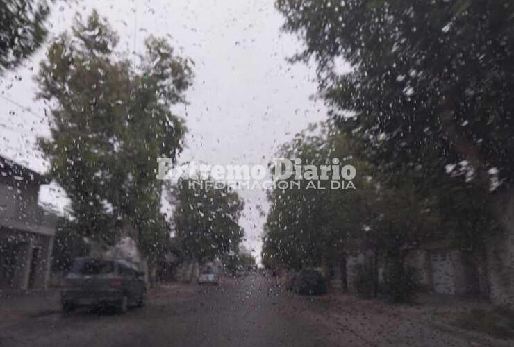 Imagen de Humedad, chaparrones y un frente frío en el horizonte