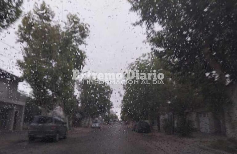 Imagen de Humedad, chaparrones y un frente frío en el horizonte