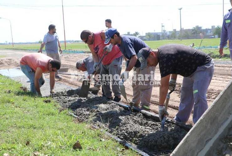 Imagen de Más obras: Disposición de cordón cuneta en los barrios de Arroyo Seco