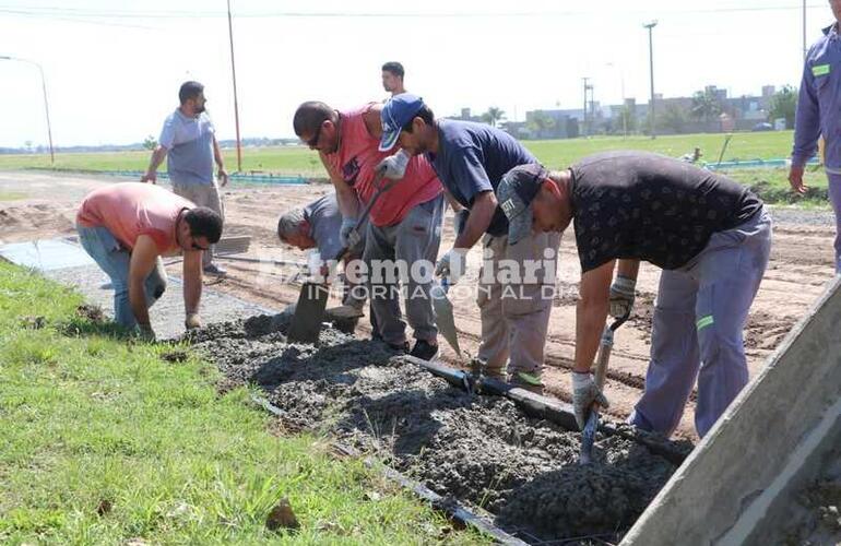 Imagen de Más obras: Disposición de cordón cuneta en los barrios de Arroyo Seco