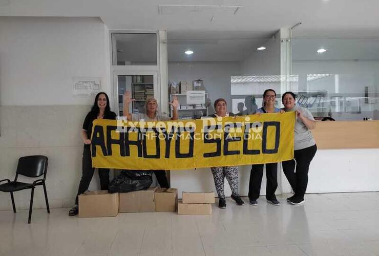 Imagen de La peña Arroyo Seco es de Boca donó medicamentos al Centro de Salud Ramón Carrillo