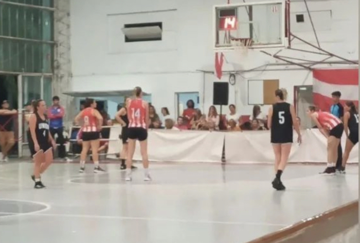 Imagen de Uni&oacute;n perdi&oacute; de visitante ante Maciel, en el debut del torneo.