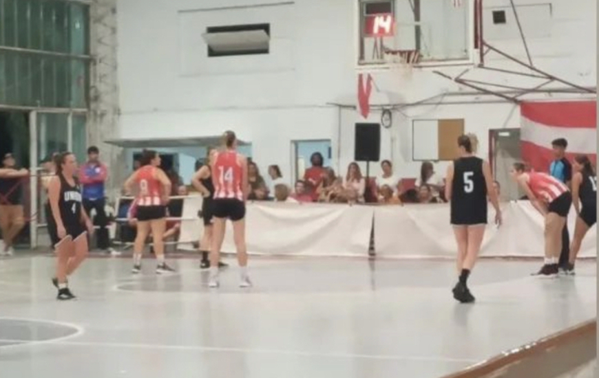 Imagen de Uni&oacute;n perdi&oacute; de visitante ante Maciel, en el debut del torneo.