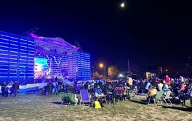 Imagen de Vigilia de Malvinas: paseo de artesanos, artistas locales y homenajes