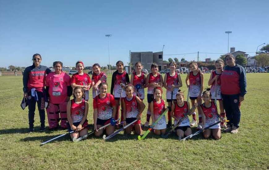 Imagen de Hockey: Talleres debut&oacute; contra Porvenir Talleres