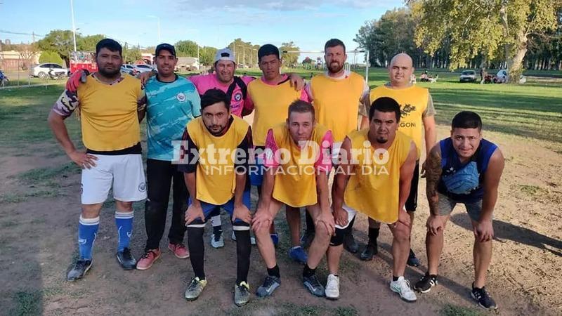 Imagen de Fighiera: Se realiz&oacute; el segundo torneo interbarrial "Copa de la Estaci&oacute;n: Malvinas 41 A&ntilde;os"