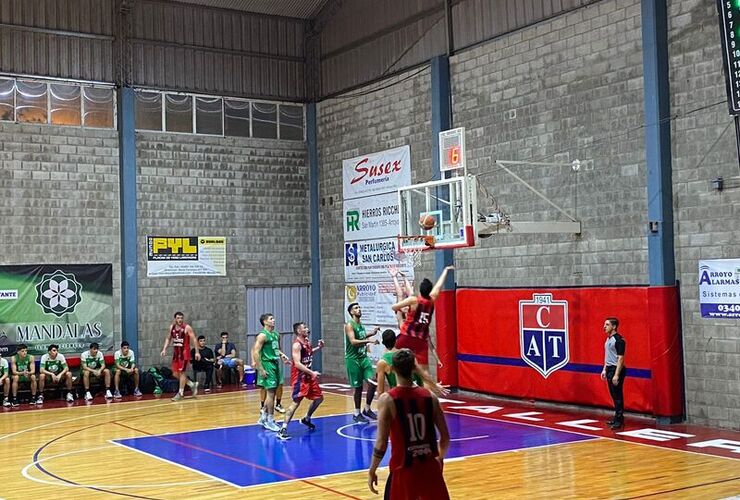 Imagen de Talleres cay&oacute; 87 a 89 contra Sportsmen Unidos por la fecha 3 de la Superliga