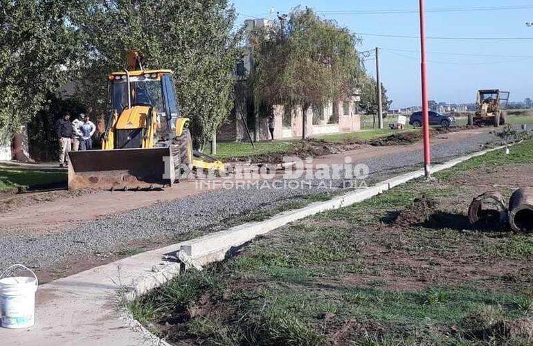 Imagen de Avanza la disposición de cordón cuneta en el loteo Zanchetta