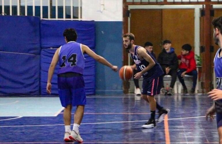 Imagen de Athletic derrotó 87 a 71 a Sacachispas en un amistoso previo al arranque de torneo