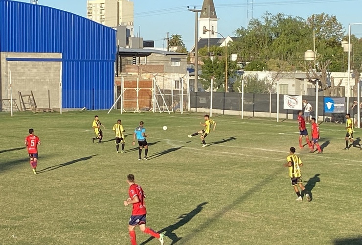 Imagen de Fecha 6: Talleres cayó 3 a 2 contra Empalme Central