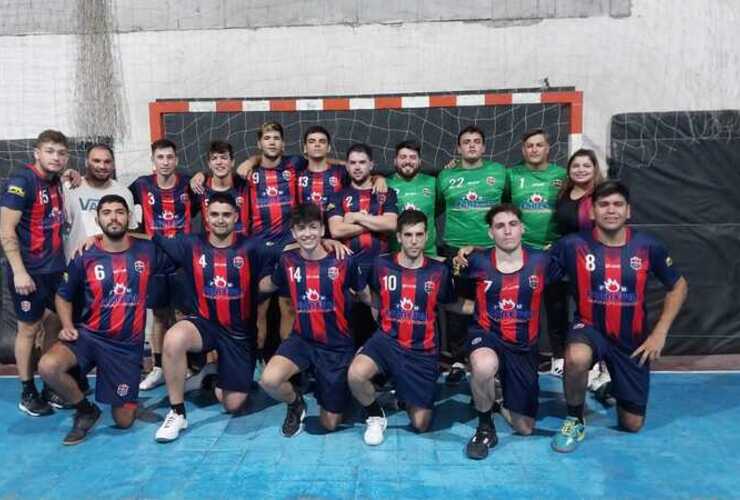 Imagen de La 1ª división masculina de Talleres, venció a Onkel por la fecha 2.