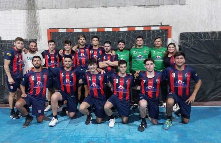 Imagen de La 1ª división masculina de Talleres, venció a Onkel por la fecha 2.