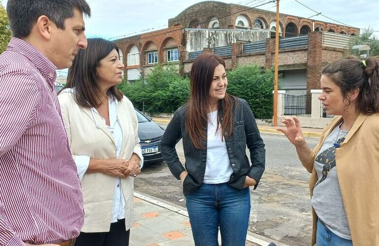 Imagen de Clara García criticó la falta de asistencia ante la sequía durante una recorrida por Garay, San Javier y San Justo