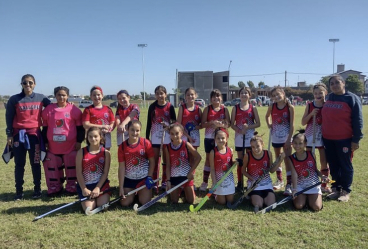 Imagen de El hockey femenino del C.A.T. jugará ante Mitre de Pérez.