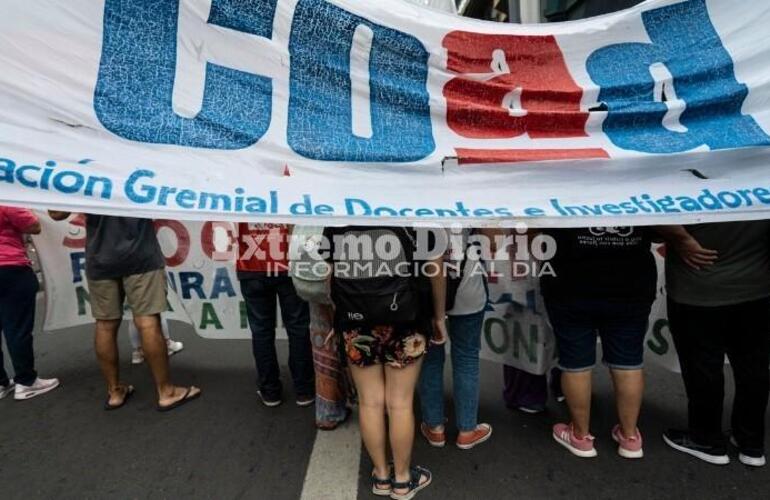 Imagen de Docentes universitarios realizarán un paro la semana completa: exigen reapertura de paritarias