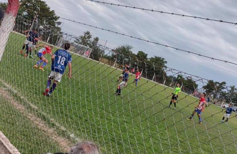 Imagen de Athletic venció 1 a 0 a Independiente por la fecha 8 del Torneo Apertura