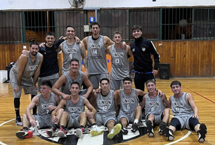 Imagen de Uni&oacute;n venci&oacute; a Cicl&oacute;n, por la fecha 4 de la Superliga en 1&ordf; divisi&oacute;n.