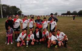 Imagen de Jornada de f&uacute;tbol femenino en Sp. Figherense con equipos regionales.