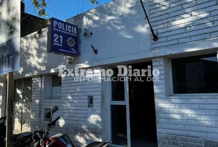 Imagen de Se fugaron tres presos de la comisar&iacute;a 21&ordf; de zona sudoeste: limaron barrotes y huyeron por los techos