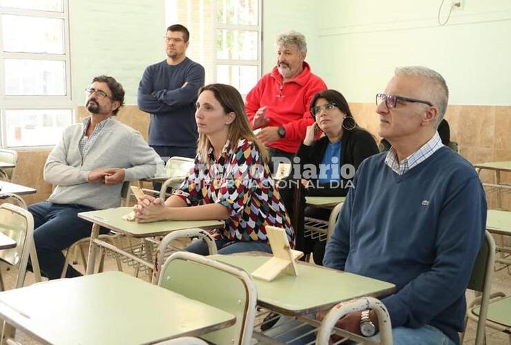 Imagen de Con aportes del FAE, La E.E.T.P. N°650 presentó la concreción de la primera etapa del proyecto Aulas Híbridas