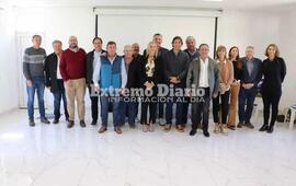 Imagen de Fighiera: Reuni&oacute;n con productores de la regi&oacute;n