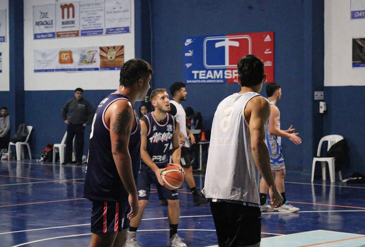 Imagen de Athletic debuta ante Sorrento en b&aacute;squet masculino.