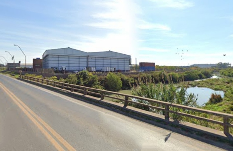 Medioambiente de Santa Fe podr&iacute;a ejecutarle una denuncia penal y hasta determinar cierres parciales en la planta.