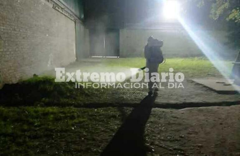 Imagen de Fumigación contra los mosquitos en las escuelas de Arroyo Seco