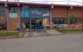 El frente del local comercial.