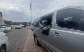 Imagen de Un hombre fue v&iacute;ctima de un millonario robo frente del Monumento a la Bandera