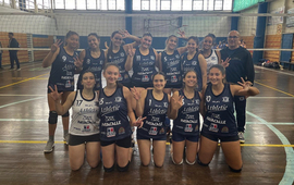Imagen de 1 triunfo y 1 derrota de A.S.A.C. ante USAR en V&oacute;ley Femenino.