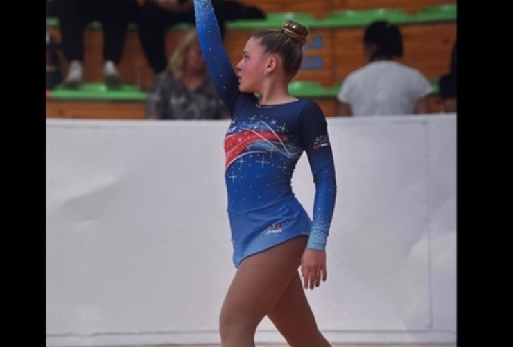 Imagen de Emilia Gianni, patinadora de Unión, salió 8º puesto en la Copa Argentina en Mendoza y clasificó al Campeonato Argentino Absoluto en Mar del Plata.