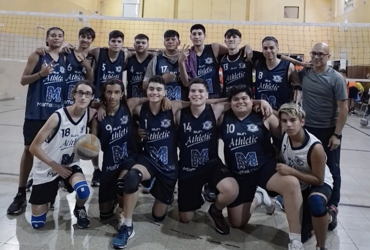 Imagen de Athletic venció a Sportivo Álvarez y logró su primer triunfo en el torneo.