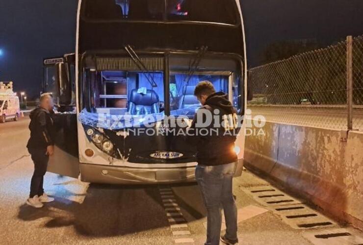 Imagen de Murió un hombre tras ser embestido por un colectivo cuando cruzaba corriendo Circunvalación