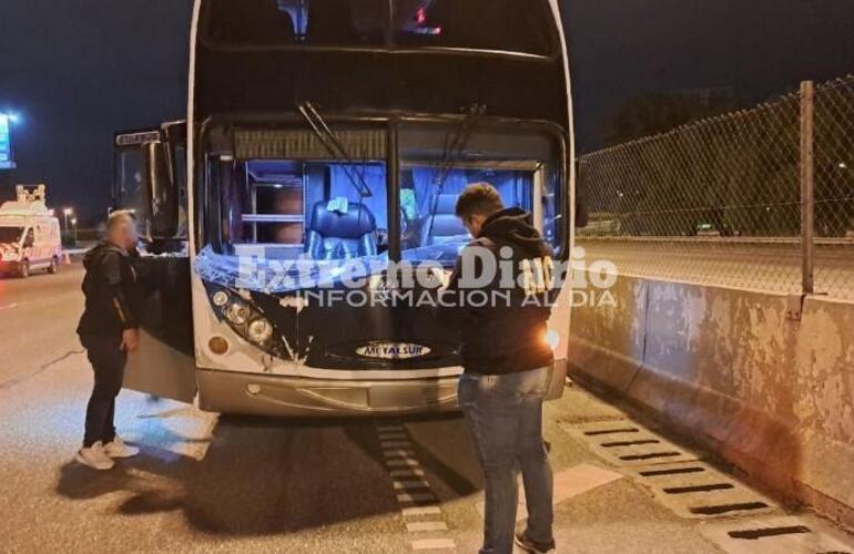 Imagen de Murió un hombre tras ser embestido por un colectivo cuando cruzaba corriendo Circunvalación