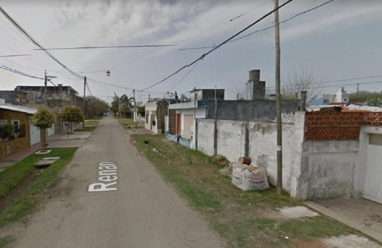La cuadra de Renan al 200, donde fue baleado el hombre de 39 a&ntilde;os. (Imagen Google Street View)