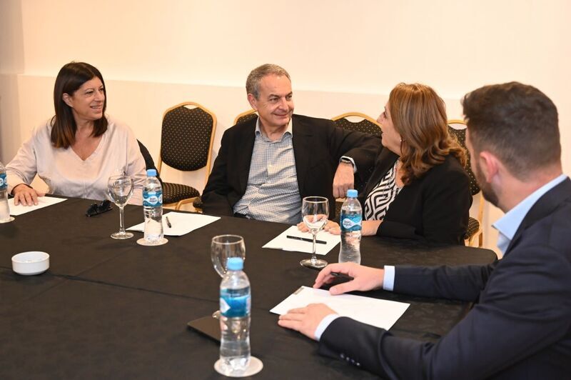 Imagen de Cumbre de dirigentes socialistas con Rodr&iacute;guez Zapatero