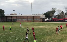 Imagen de Uni&oacute;n y Talleres se enfrentar&aacute;n el s&aacute;bado en el Antonio Di Giacomo por la fecha 11 del Apertura