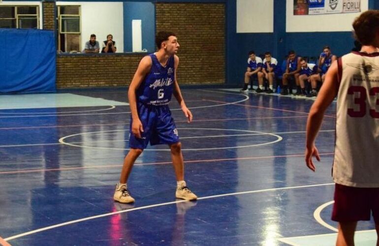 Athletic luchar&aacute; por el ascenso con entrenador nuevo.