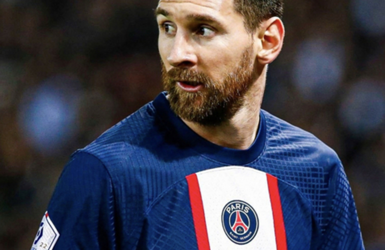 Imagen de Messi ser&aacute; sancionado por el PSG por dos semanas por viajar a Arabia Saudita sin autorizaci&oacute;n.