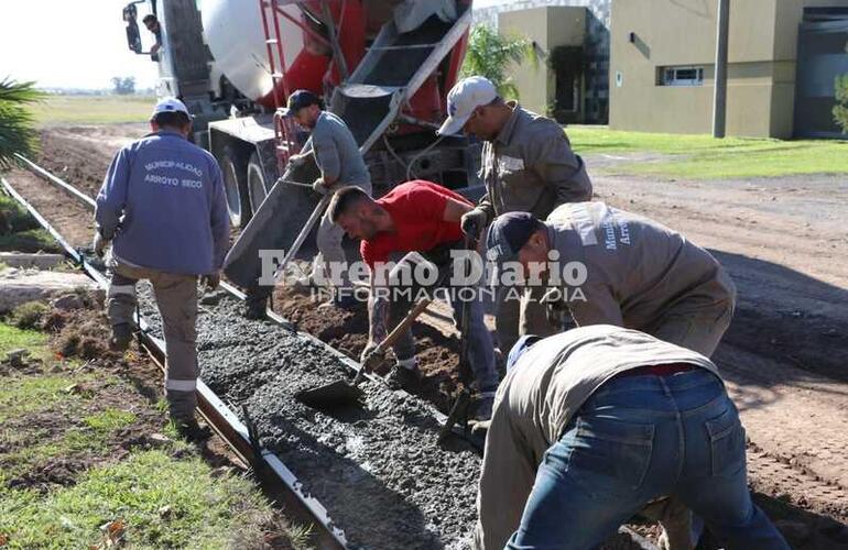 Imagen de Avanza la obra de cordón cuneta en el loteo Zanchetta