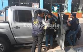 Imagen de Detuvieron a cuatro polic&iacute;as de la regi&oacute;n acusados de allanamiento ilegal y coima