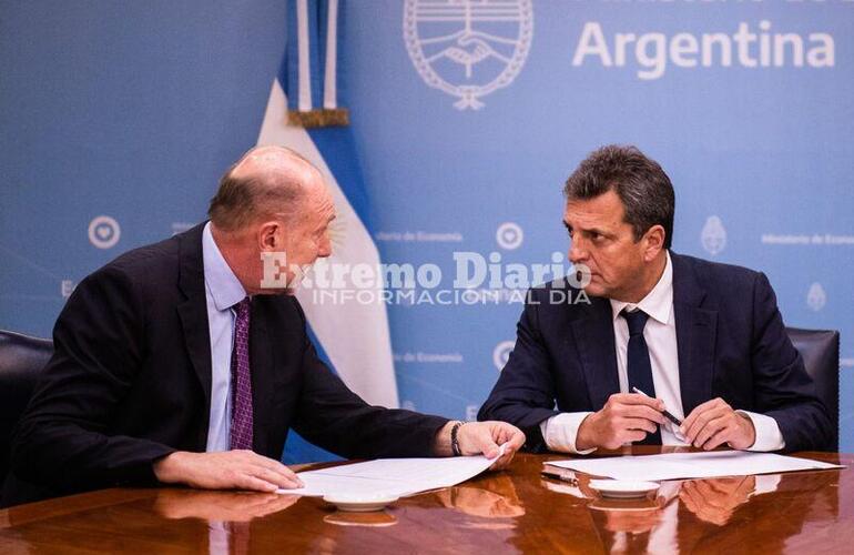 Imagen de Perotti mantuvo una reuni&oacute;n de trabajo con el ministro de Econom&iacute;a de la Naci&oacute;n, Sergio Massa