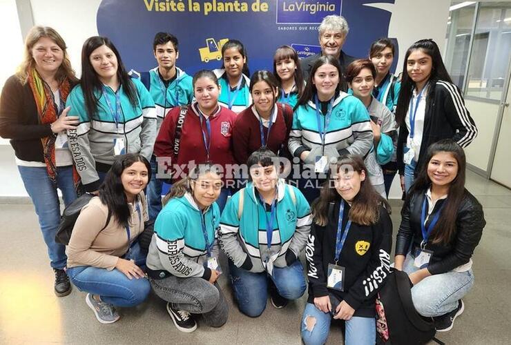 Imagen de Alumnos de la Escuela Técnica N°650 visitaron la planta de La Virginia