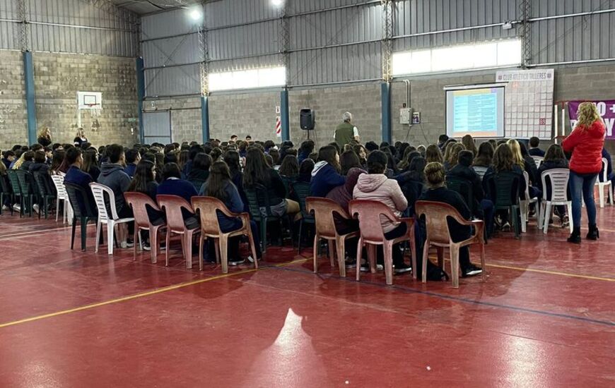El C.A.T. fue sede para alumnos y profesores.