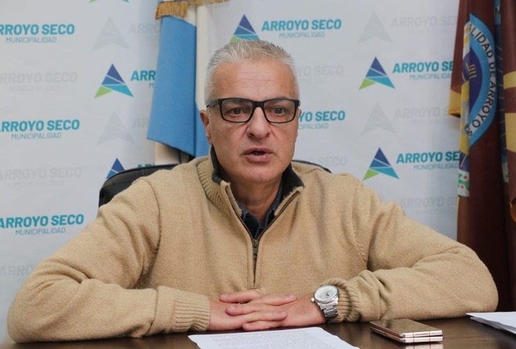 Esper se ausentar&aacute; a partir del 20 de mayo.