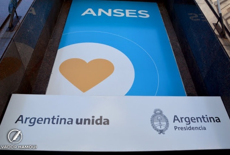 Imagen de Por intentos de estafas, Anses recuerda que no solicita datos personales por teléfono