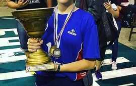 Imagen de Lola Tiz&oacute;n, jugadora de Uni&oacute;n, convocada para la Selecci&oacute;n Rosarina de V&oacute;ley.