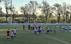 Imagen de 1&ordf; divisi&oacute;n: Uni&oacute;n venci&oacute; 2-0 a Central Argentino y sigue l&iacute;der del torneo.